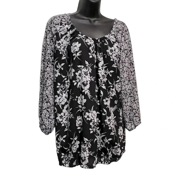 ❤️ 2/$11 Croft & Barrow Floral Black Gray Lightweight Womens Blouse size Large - Picture 1 of 11